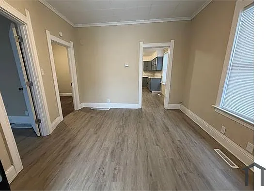 1110 Camden St — Photo 9