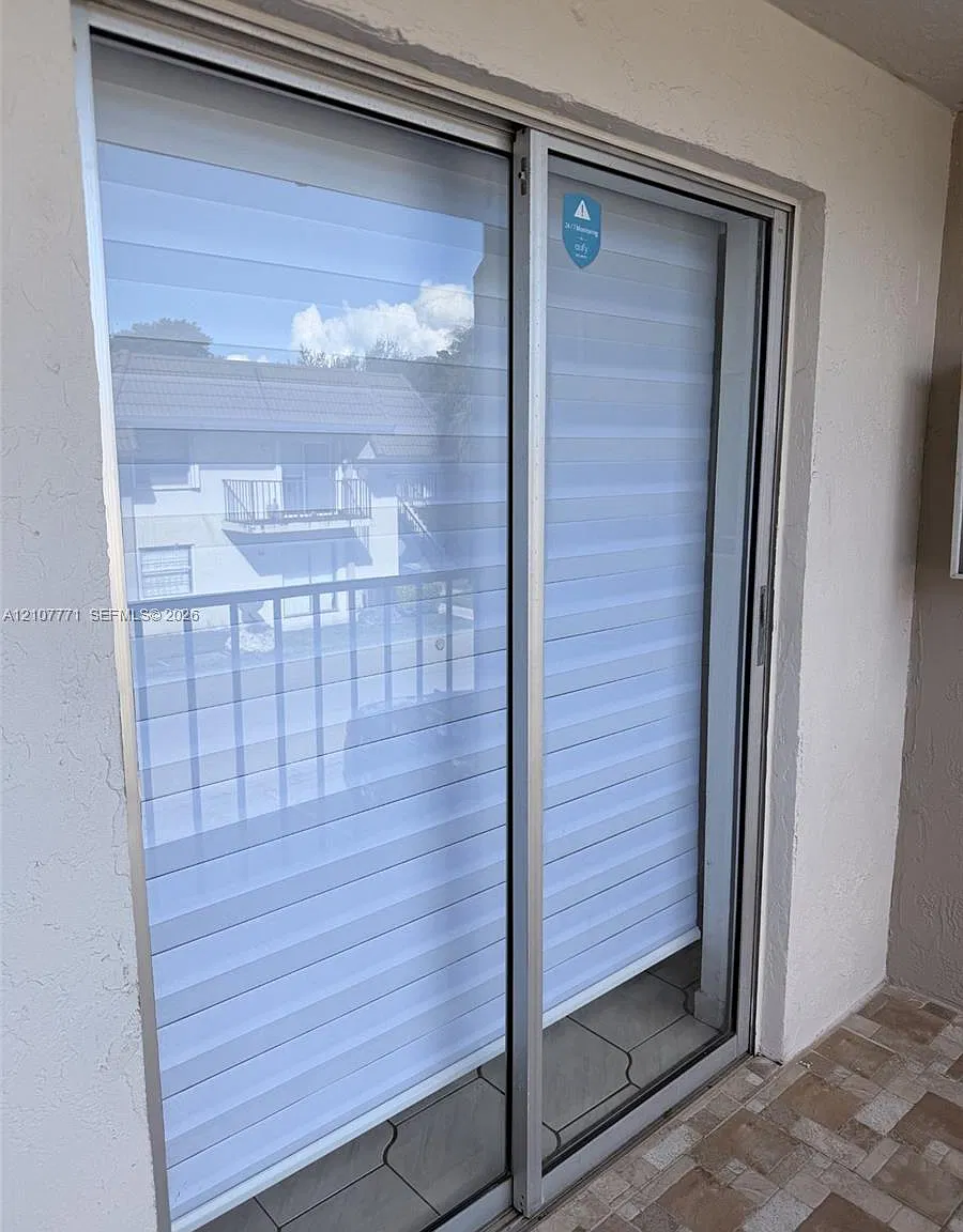Greentree Condo — Photo 4