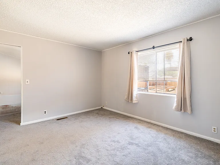 72476 Sunnyvale Dr — Photo 46