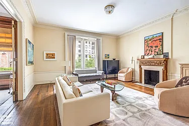 521 Park Avenue #2A in Lenox Hill, Manhattan | StreetEasy