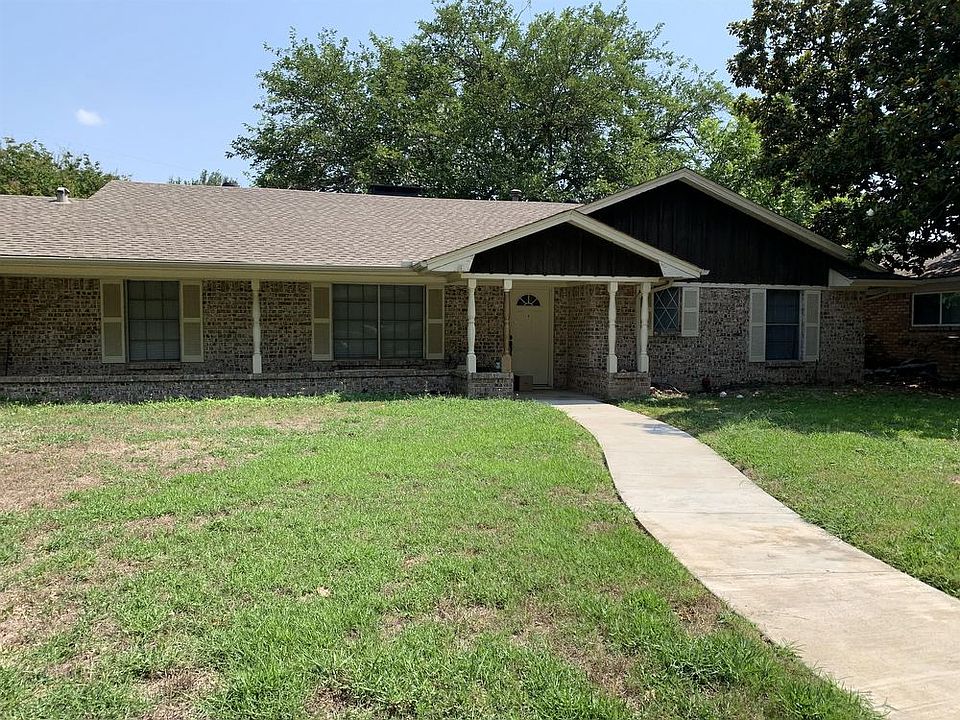 1st image of 2632 Brookview Dr