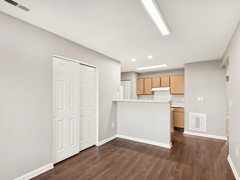 Waterfront Pointe — Photo 40