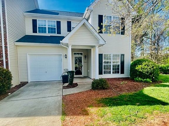2nd image of 1922 Munn Cir