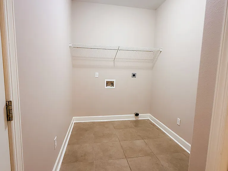 201 Mallard Pond Cir — Photo 13