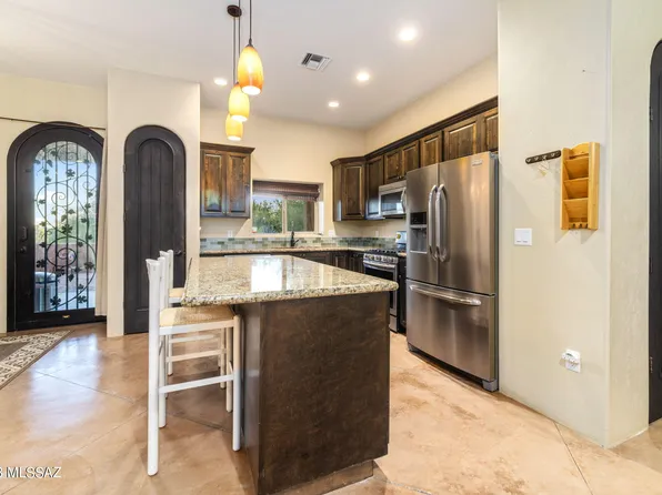 5670 W Triangle X Pl, Tucson, AZ 85713