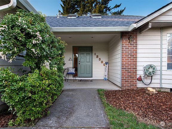 4th image of 15300 NE 34th Street