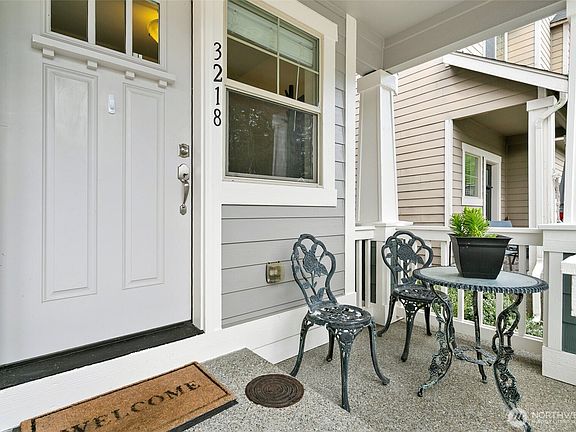 2nd image of 3218 15th Way SE