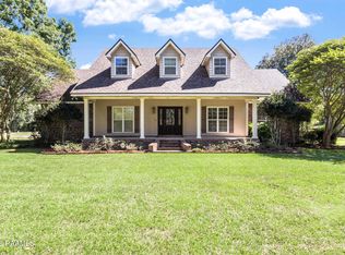 5409 Eagle Pass Dr, Youngsville, LA 70592