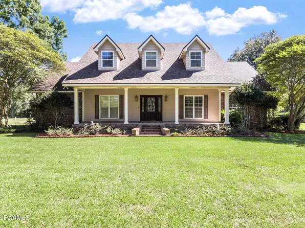 5409 Eagle Pass Dr, Youngsville, LA 70592