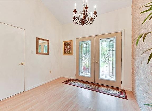 4th image of 164 Tracy Dr