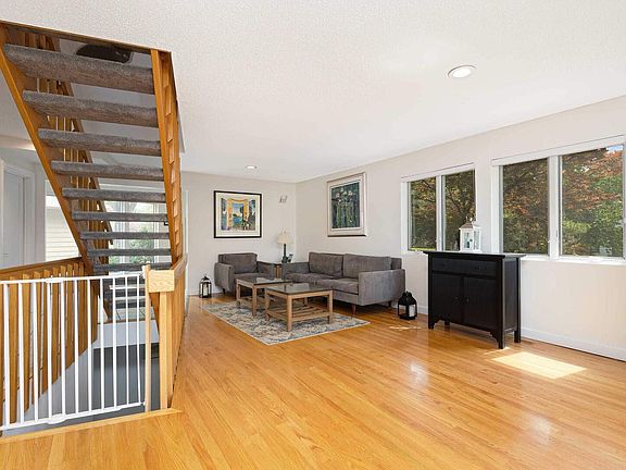 5th image of 4708 Belle Ave