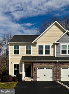 1261 Benjamin Dr, Kennett Square, PA, 19348