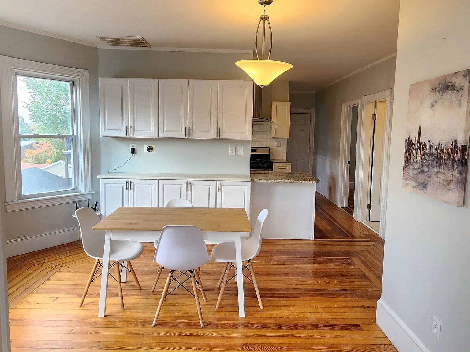 6 bed, $1,000 — Photo 3