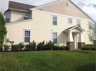 8 Arden Ct, Middletown, NY 10940