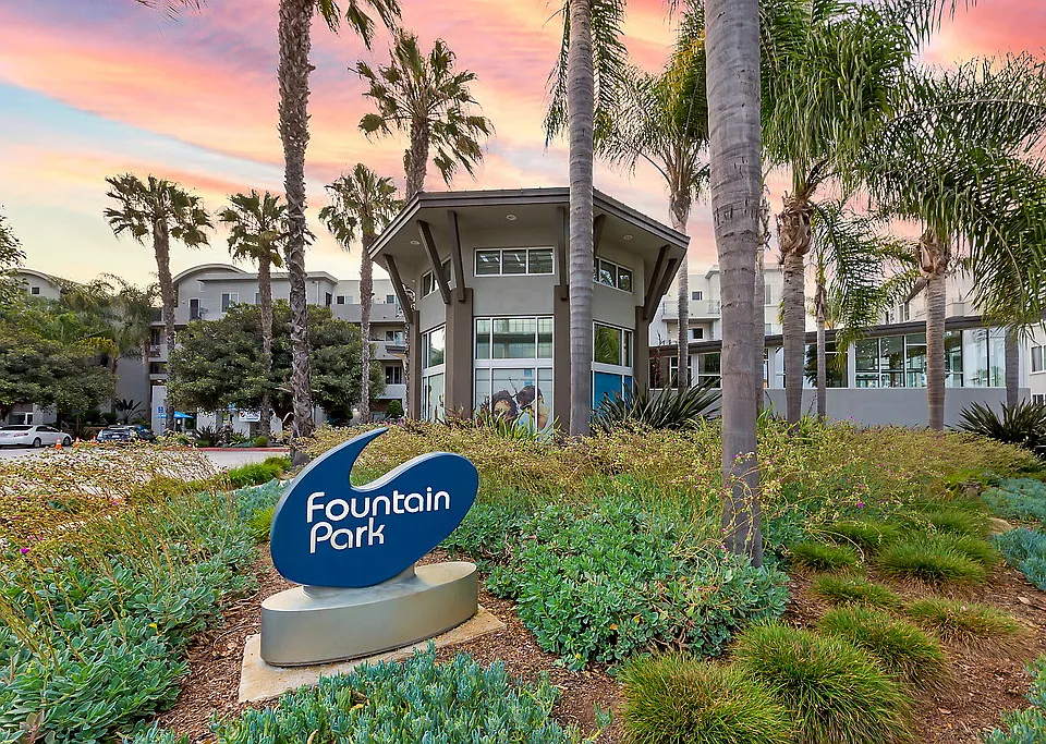 Fountain Park at Playa Vista