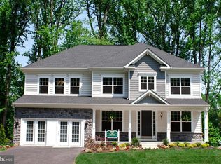 681 Loch Haven Rd, Edgewater, MD 21037