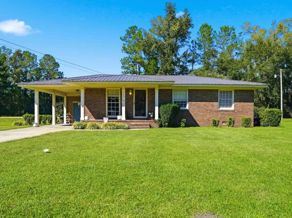 105 Twin City Circle, Loris, SC 29569