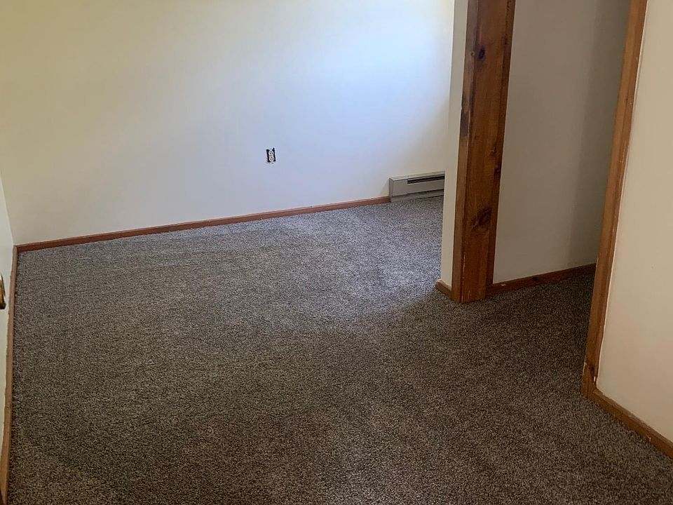 2nd image of 93 Oak St APT A