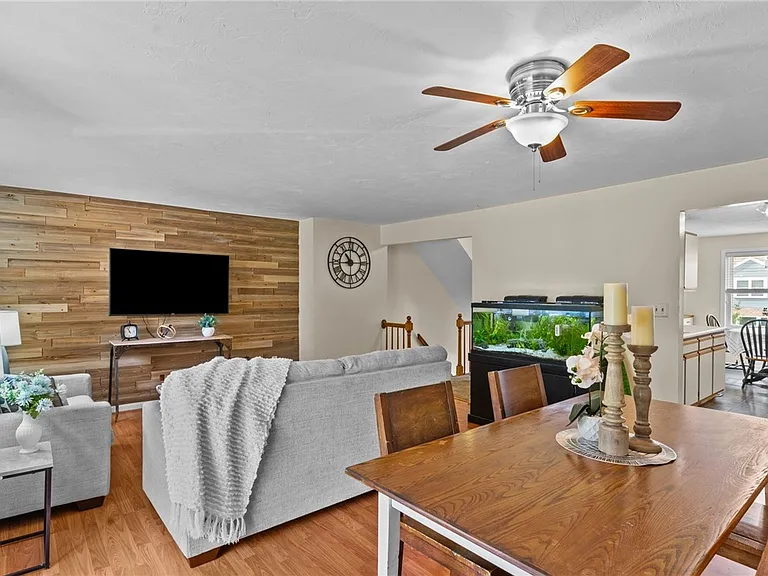 200 Heroux Blvd #1607 — Photo 4