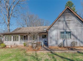 71 2nd St, Tryon, NC 28782