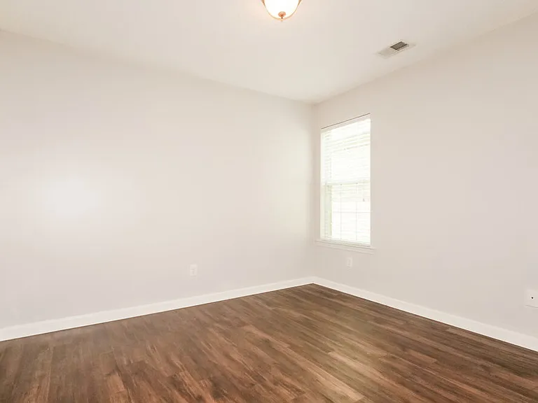 7852 Ridgedale Dr — Photo 14