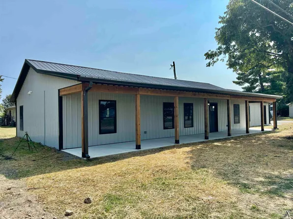 460 NW J St, Linton, IN 47441