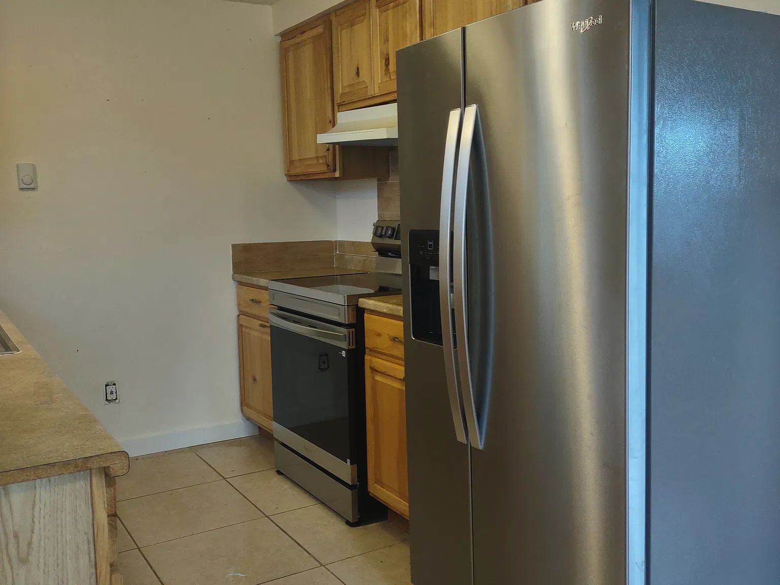 2 bed, 800 sqft, $1,400 — Photo 2
