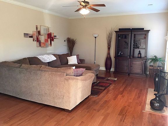 3rd image of 7255 Broken Creek Ln