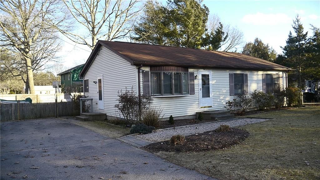 241 Holly Rd, South Kingstown, RI 02879 Zillow