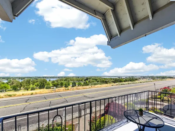 2401 W Canal Dr #D-1, Kennewick, WA 99336