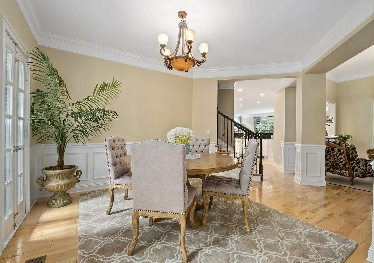 4-Bed/3.5-Bath in Brentwood! — Photo 4