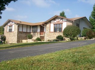 1289 Green Tree Ln, Arnold, MO 63010