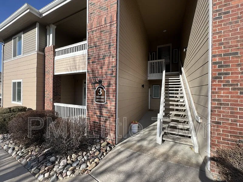 Building Photo - 8481 W Union Ave #3-101
