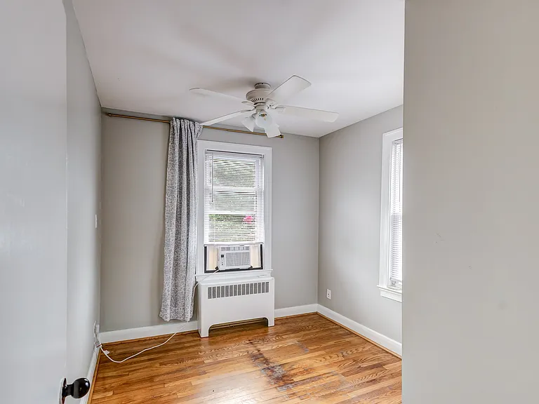 104 A St SW — Photo 13