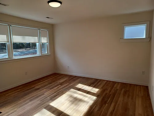 210 N Cedar Ave Photo 1