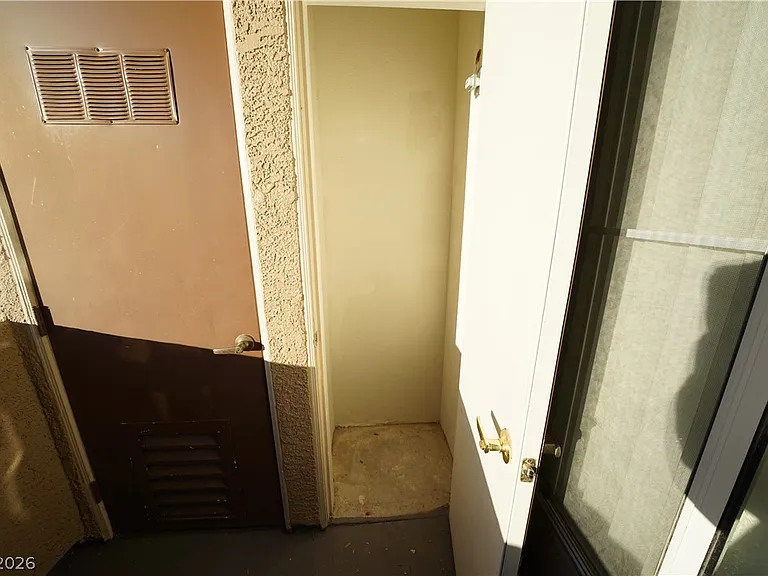 10245 S Maryland Pkwy #169 — Photo 21