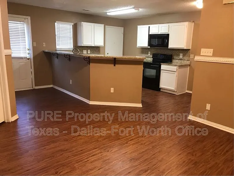 6004 Meadowside Trl — Photo 2