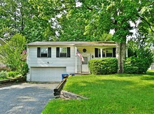 7939-7941 Cherry Hill Dr NE, Warren, OH