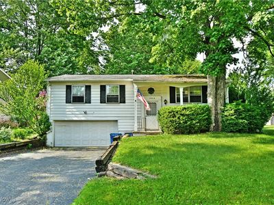 7939-7941 Cherry Hill Dr NE, Warren, OH, 44484