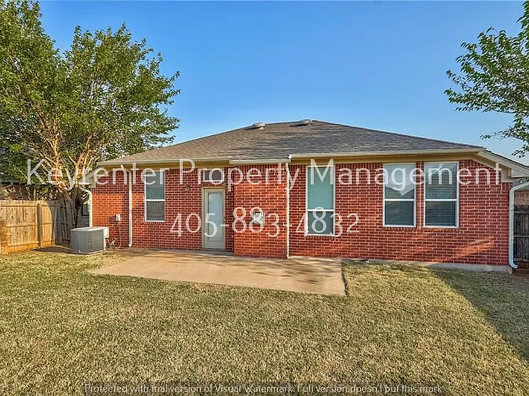 2404 NW 161st St — Photo 18