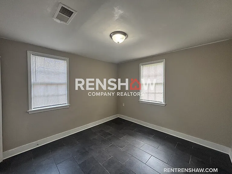 753 Lipford St — Photo 15