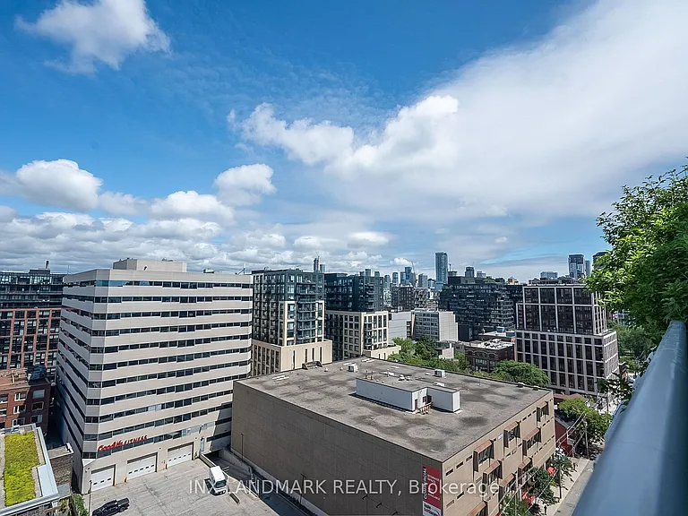 525 Adelaide St W #LPH31 — Photo 23
