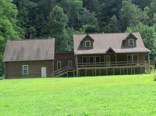7985 Elkhorn Crk, Ashcamp, KY 41512