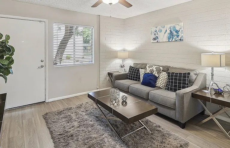 Westmount at Downtown Tempe Apartments — Photo 4