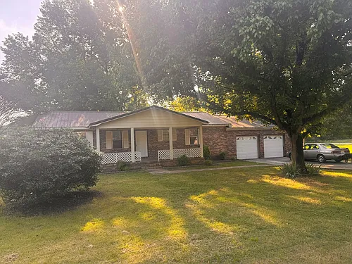 1205 Carter Cir NE Photo 1 1205 Carter Cir NE Photo 1