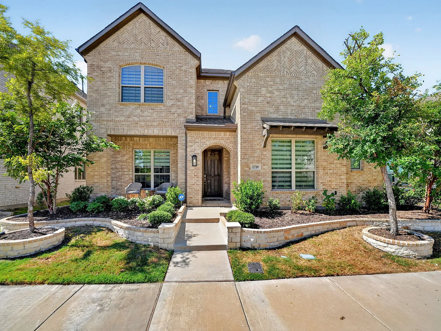 4 bed, 2968 sqft, $3,850 — Photo 1