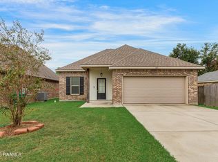 604 Deer Meadow Blvd, Broussard, LA 70518