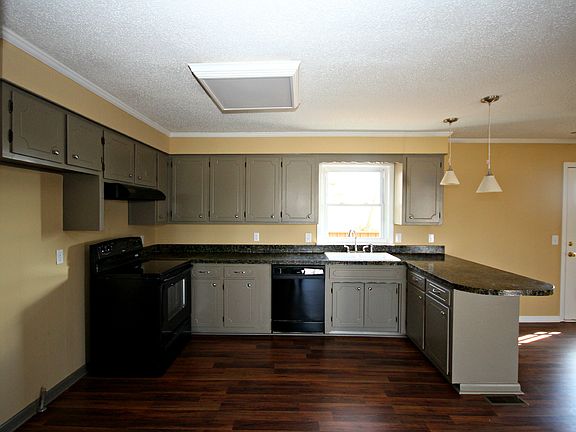3rd image of 4545 Bartlett Road