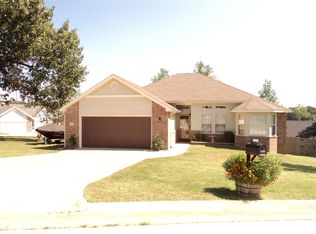 1704 Rosewood Dr, Neosho, MO 64850