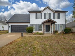 3712 Hazelwood Dr, Benton, AR 72015